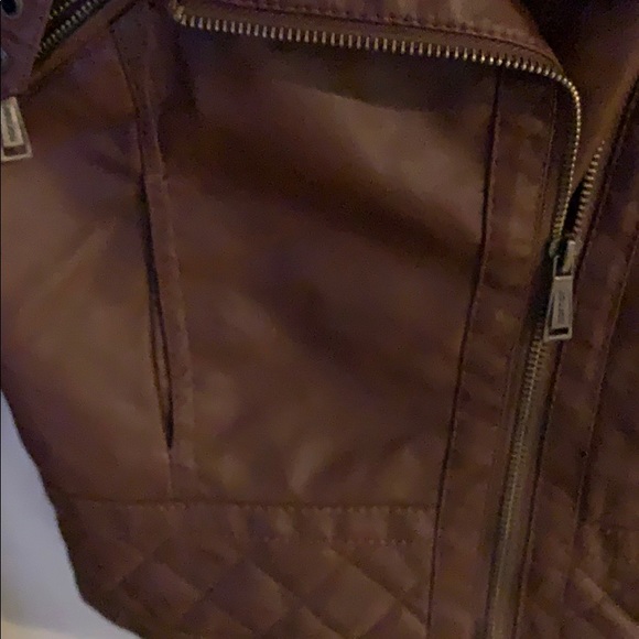 Like new jacket - Picture 2 of 3